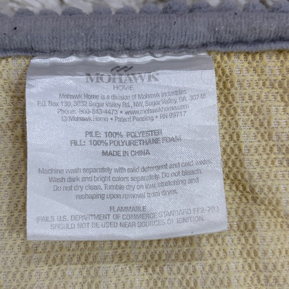 Mohawk Gray Textured Mat - Picture 4 of 5